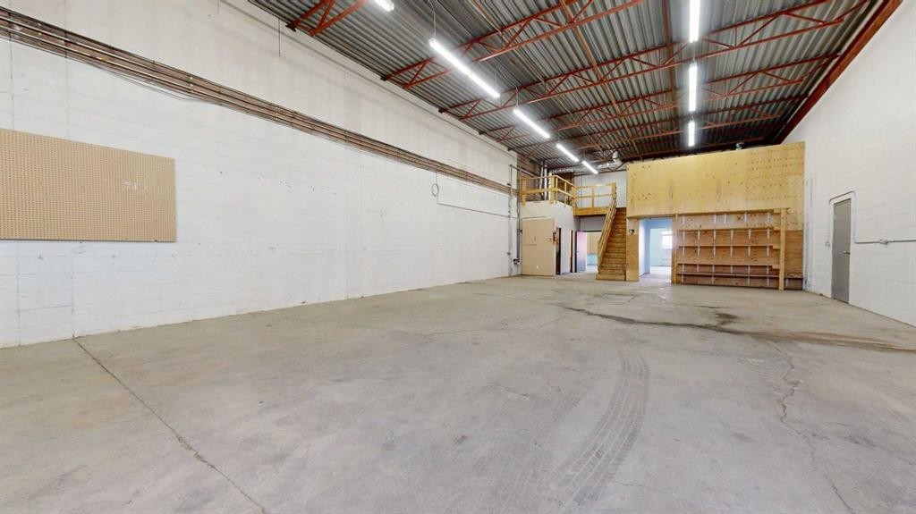 3002 2 Avenue North, Lethbridge, AB