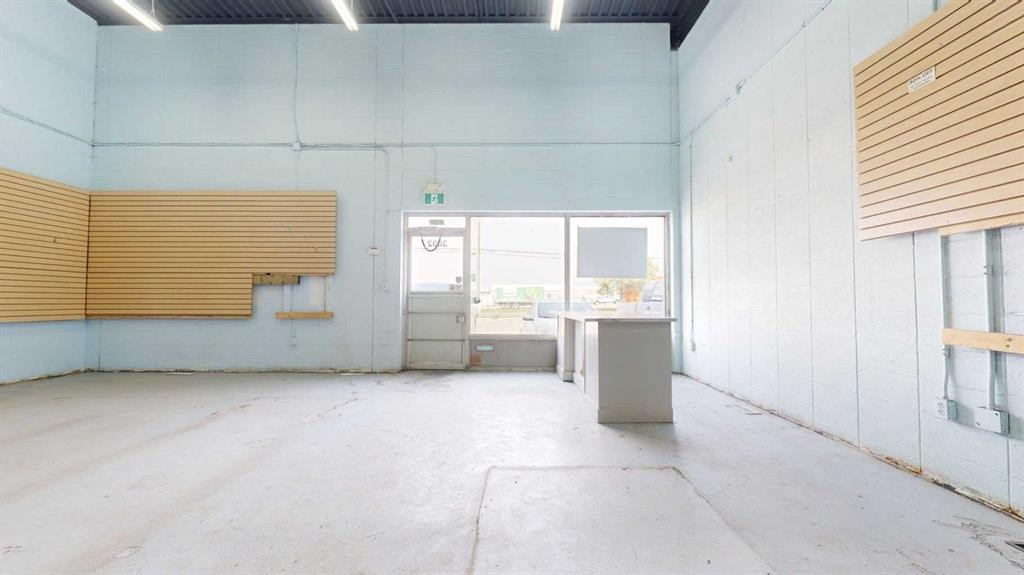 3002 2 Avenue North, Lethbridge, AB