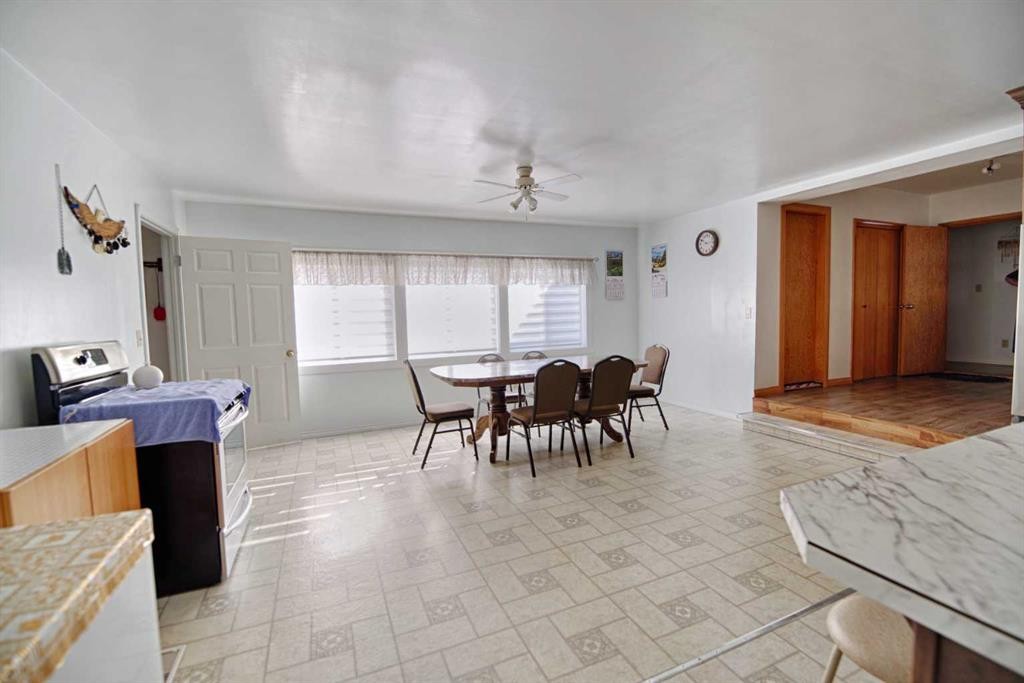143046 Range Road 171, Rural Taber, M.D. Of, AB - Indoor Photo Showing Dining Room