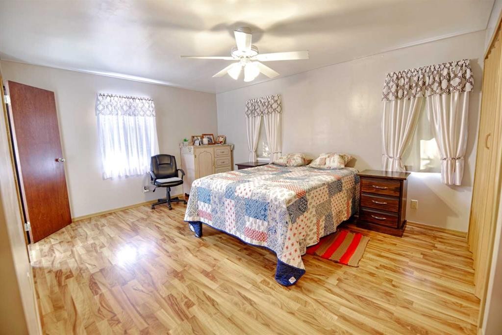 143046 Range Road 171, Rural Taber, M.D. Of, AB - Indoor Photo Showing Bedroom