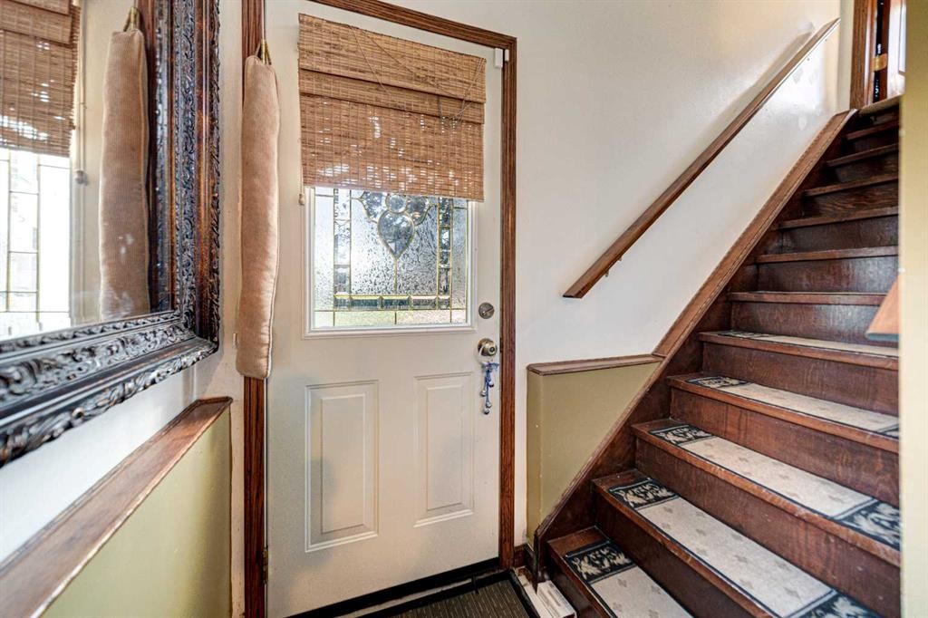 7806 20 Avenue, Coleman, AB - Indoor Photo Showing Other Room