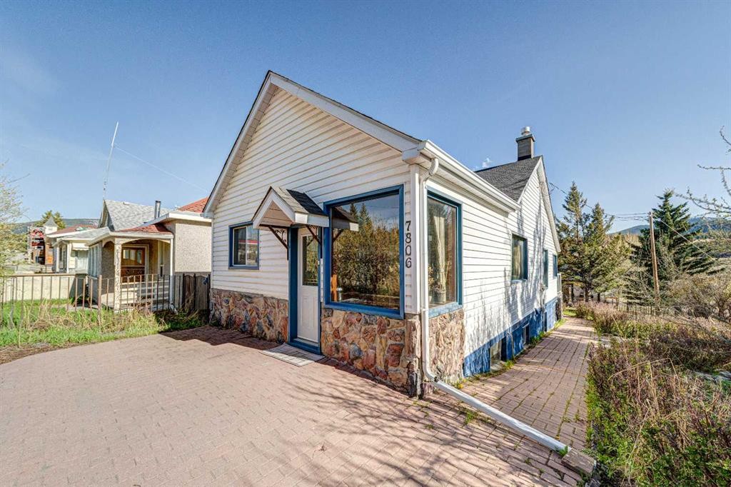 7806 20 Avenue, Coleman, AB - Outdoor