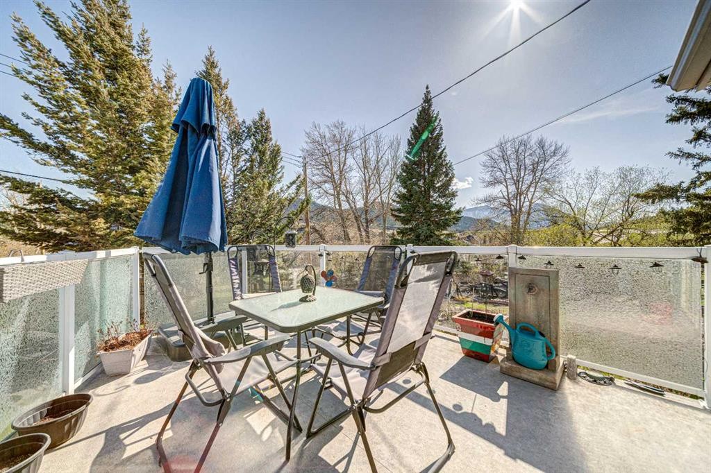 7806 20 Avenue, Coleman, AB - Outdoor With Deck Patio Veranda