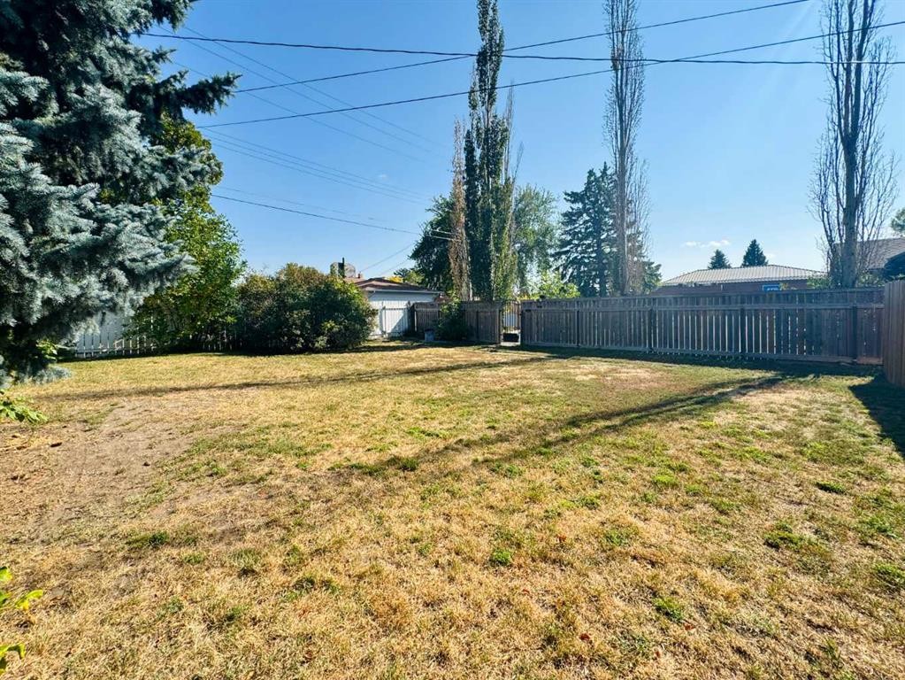 537 23 Street South, Lethbridge, AB - Outdoor