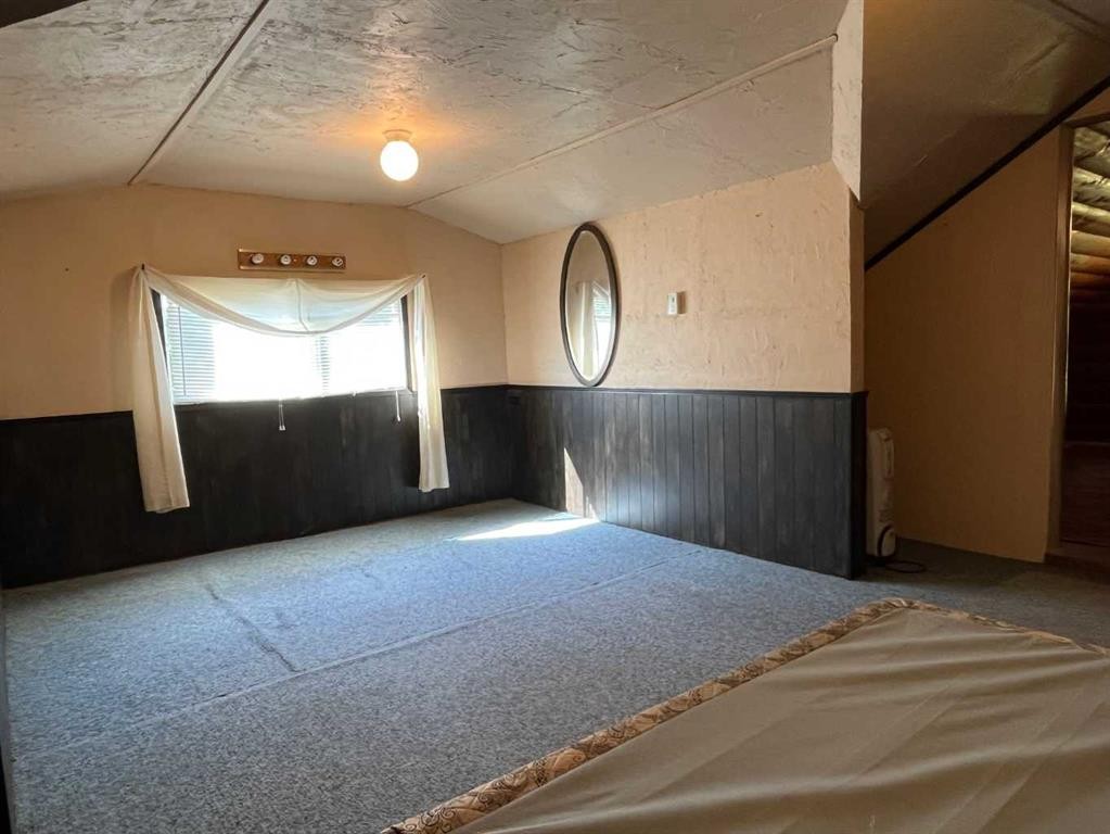 75 Center Street, Glenwood, AB - Indoor