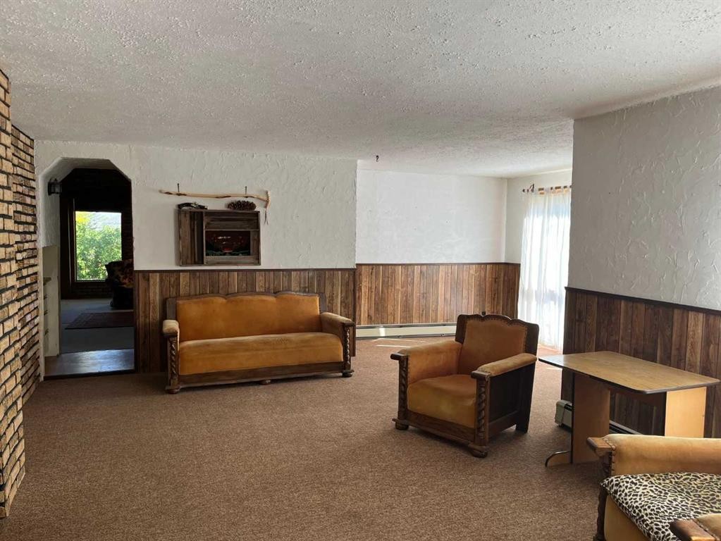 75 Center Street, Glenwood, AB - Indoor