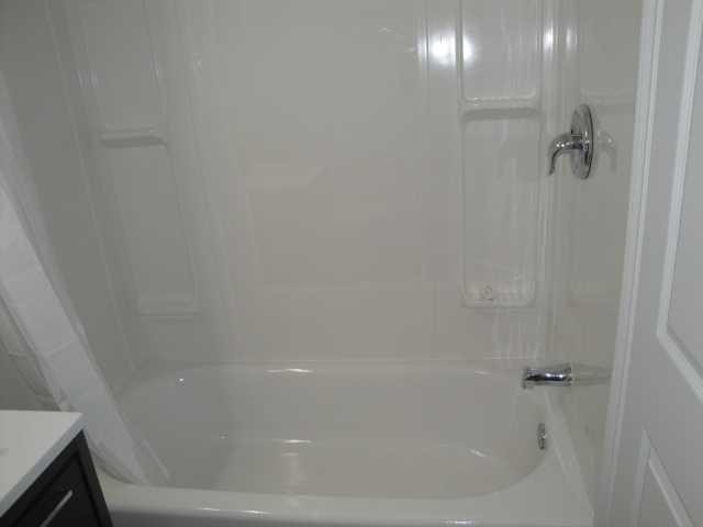 262-2300 13 Street North, Lethbridge, AB