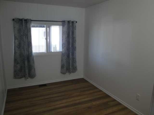 262-2300 13 Street North, Lethbridge, AB