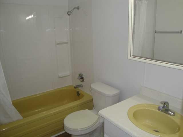 262-2300 13 Street North, Lethbridge, AB