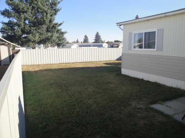 262-2300 13 Street North, Lethbridge, AB