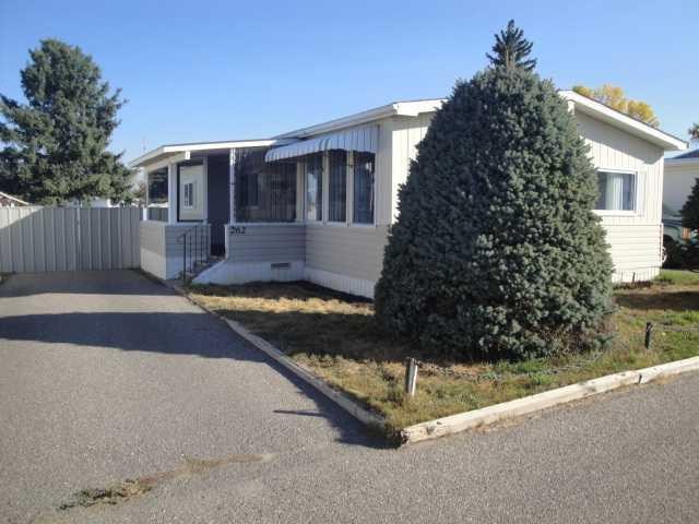 262-2300 13 Street North, Lethbridge, AB