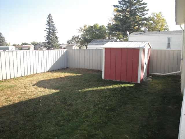 262-2300 13 Street North, Lethbridge, AB