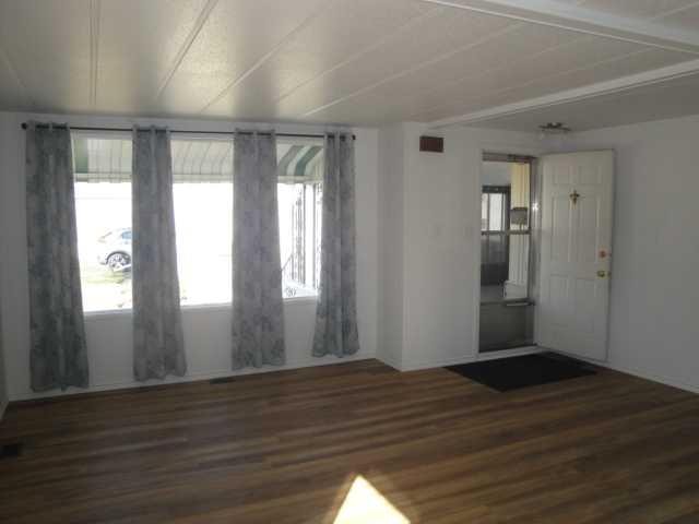 262-2300 13 Street North, Lethbridge, AB