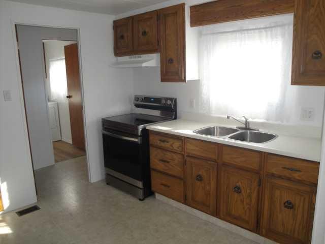 262-2300 13 Street North, Lethbridge, AB