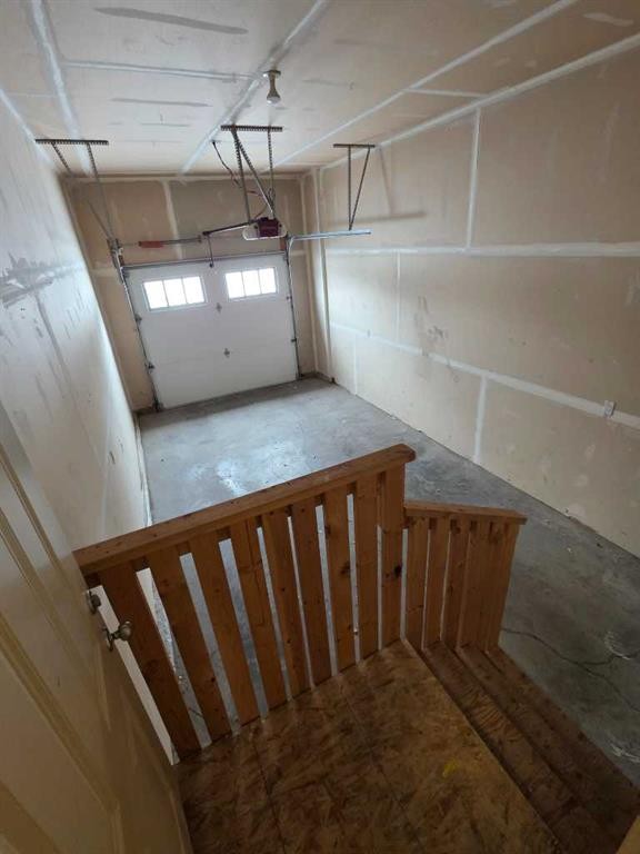 2216 18 Avenue, Coaldale, AB - Indoor Photo Showing Garage