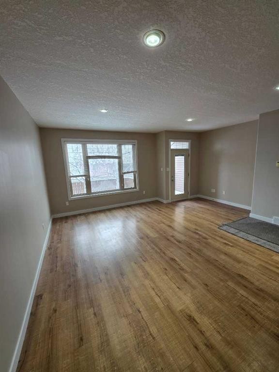 2216 18 Avenue, Coaldale, AB - Indoor