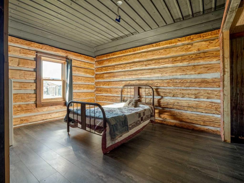 13042A 270 Range Road Range, Beazer, AB