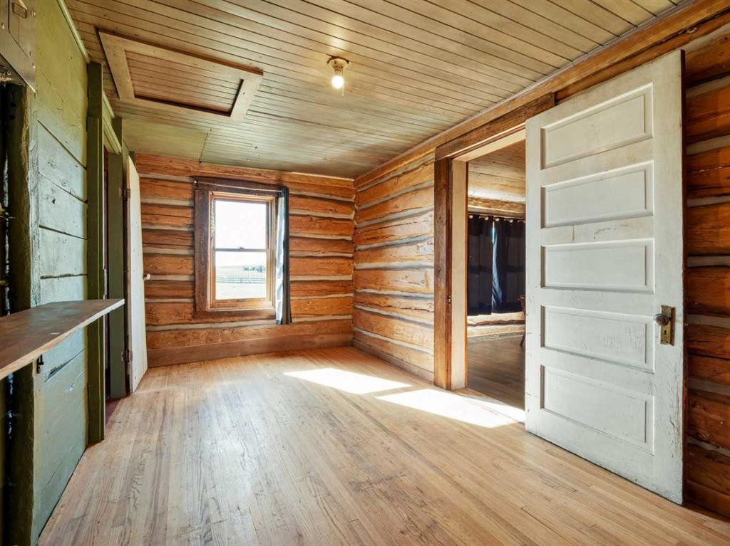 13042A 270 Range Road Range, Beazer, AB