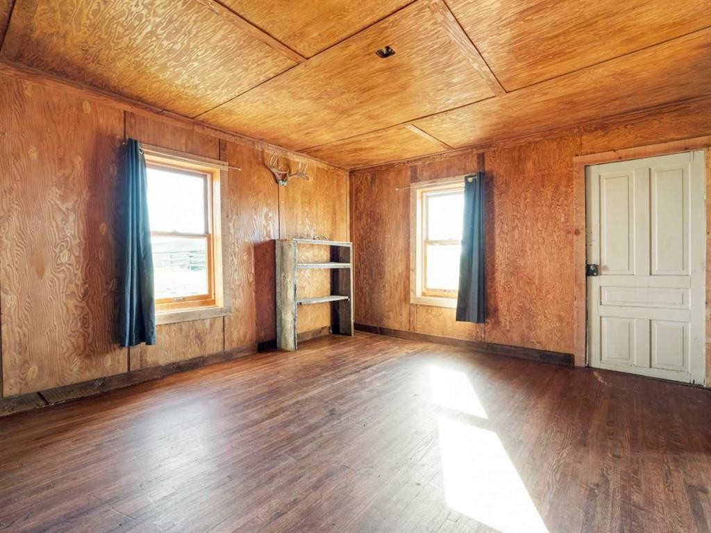 13042A 270 Range Road Range, Beazer, AB