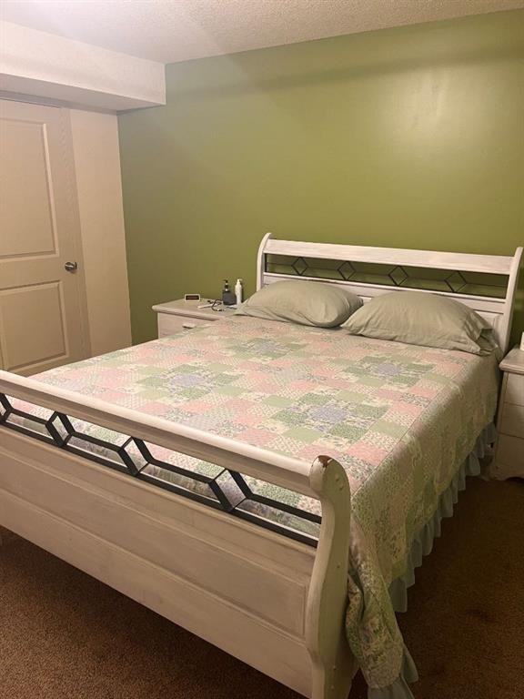 939 2Nd Avenue North, Vauxhall, AB - Indoor Photo Showing Bedroom