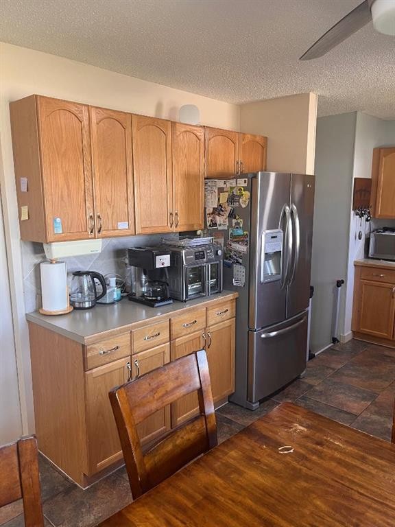 939 2Nd Avenue North, Vauxhall, AB - Indoor Photo Showing Kitchen