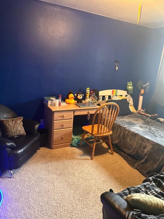 939 2Nd Avenue North, Vauxhall, AB - Indoor Photo Showing Bedroom