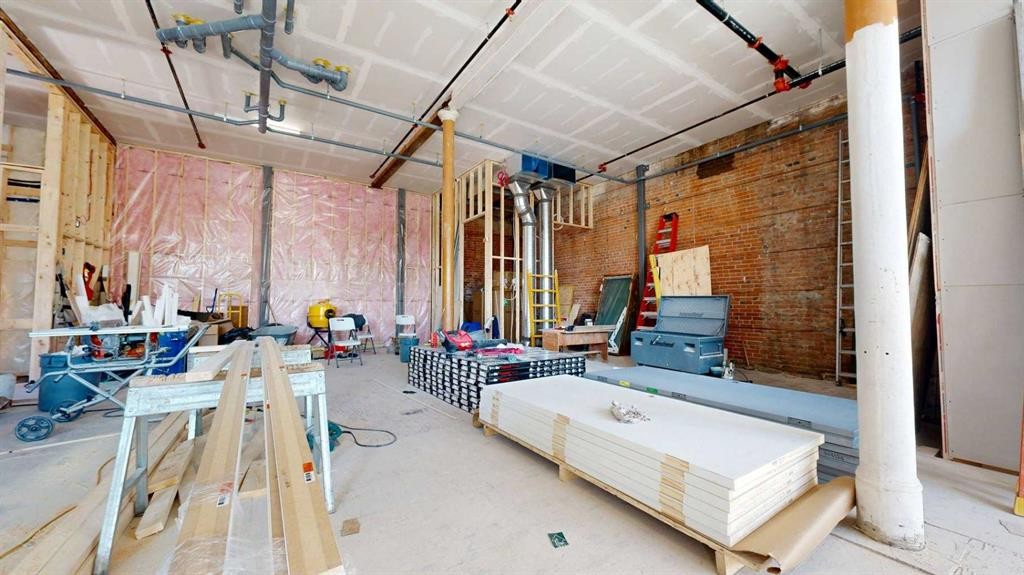 411 3 Avenue South, Lethbridge, AB