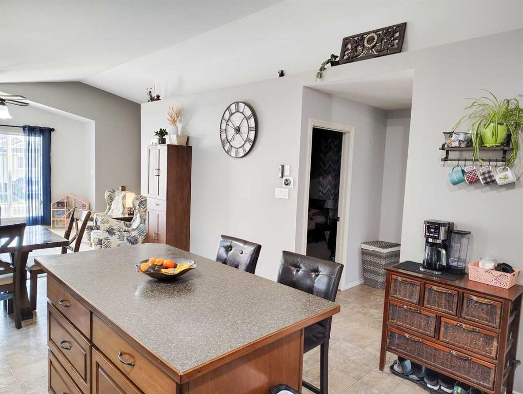 414 10A Street, Nobleford, AB - Indoor Photo Showing Dining Room