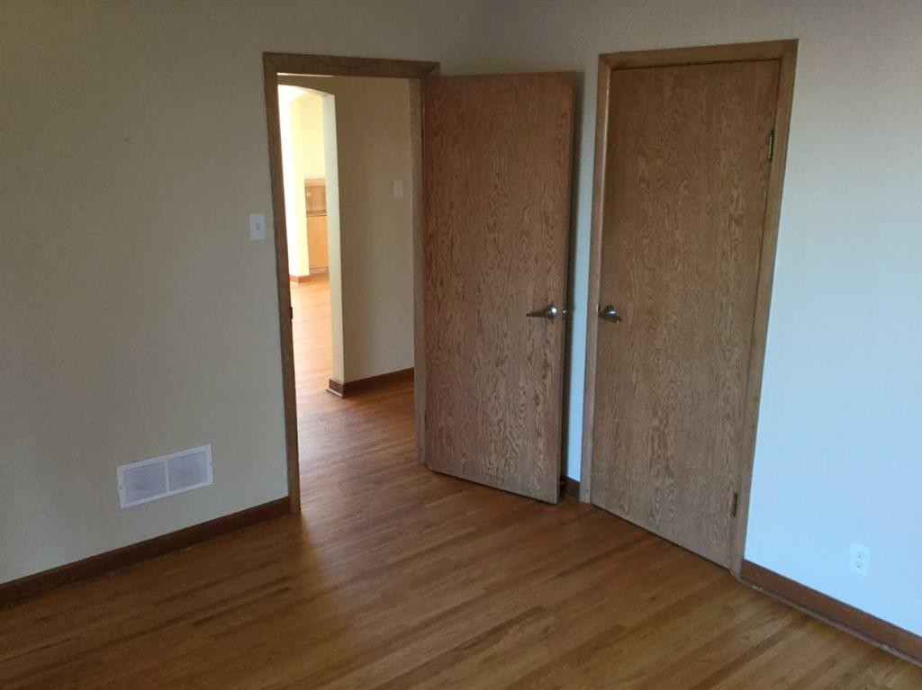 42082 Range Road 274, Hill Spring, AB - Indoor Photo Showing Other Room