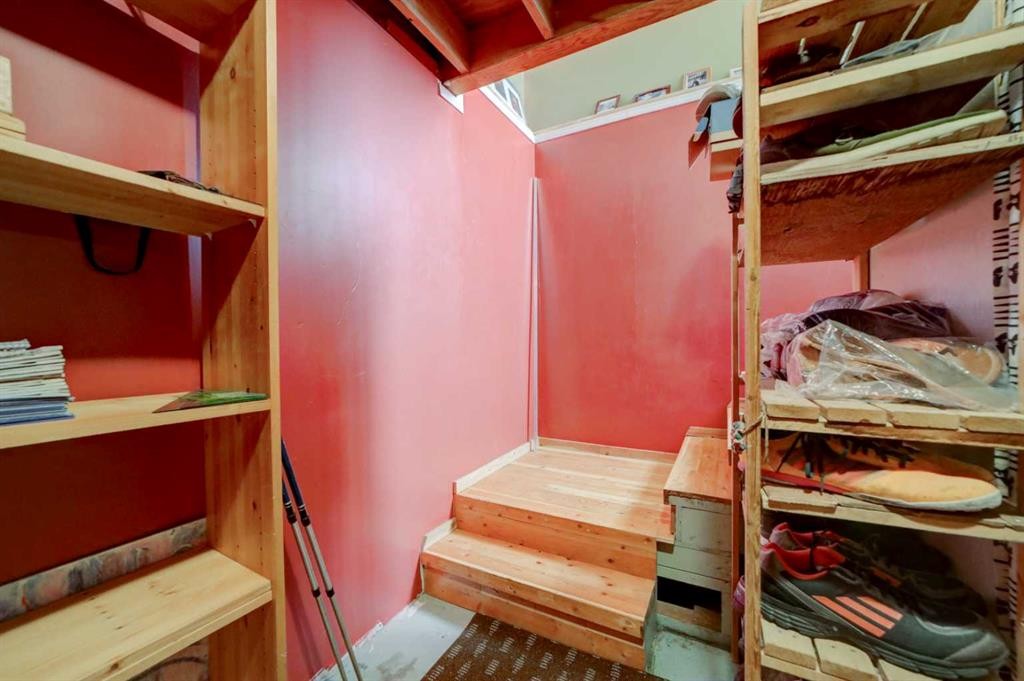 452 16 Street, Fort Macleod, AB - Indoor