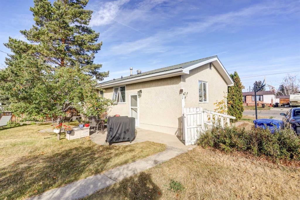 452 16 Street, Fort Macleod, AB - Outdoor