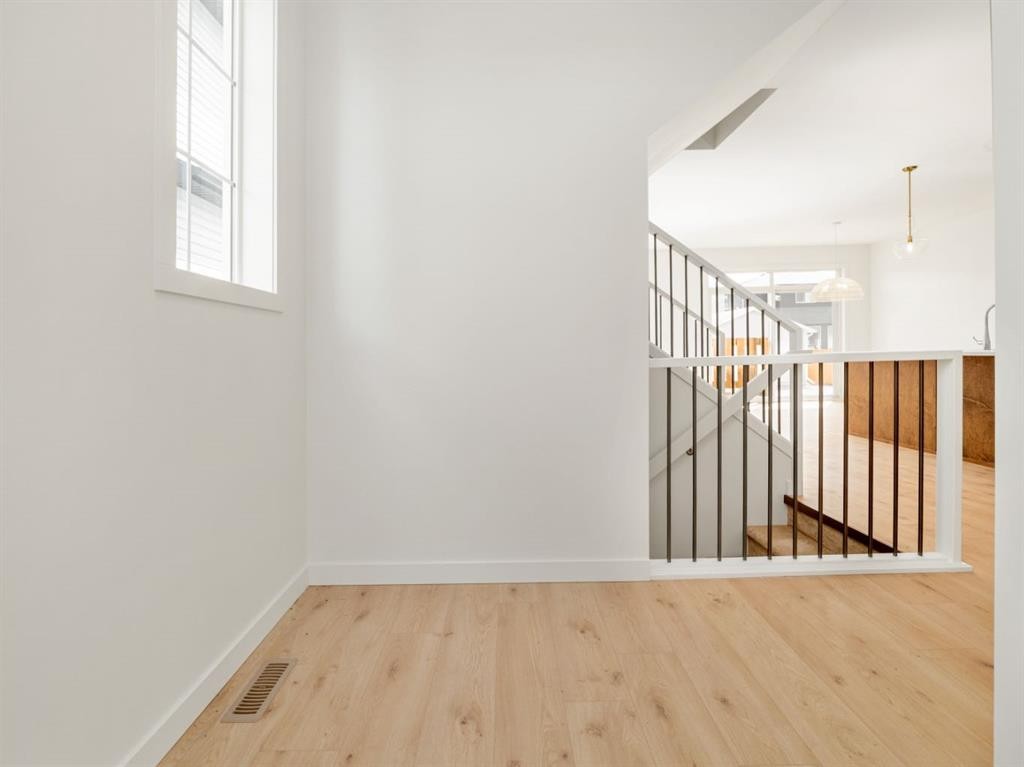 2528 43 Street South, Lethbridge, AB - Indoor Photo Showing Other Room