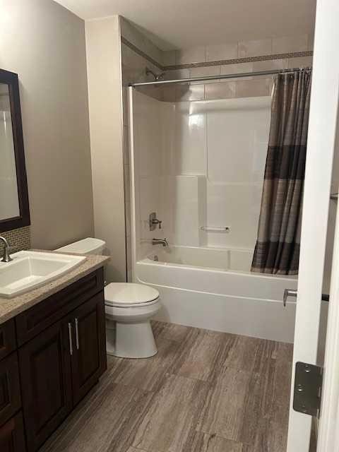 61 Westview Boulevard, Taber, AB - Indoor Photo Showing Bathroom