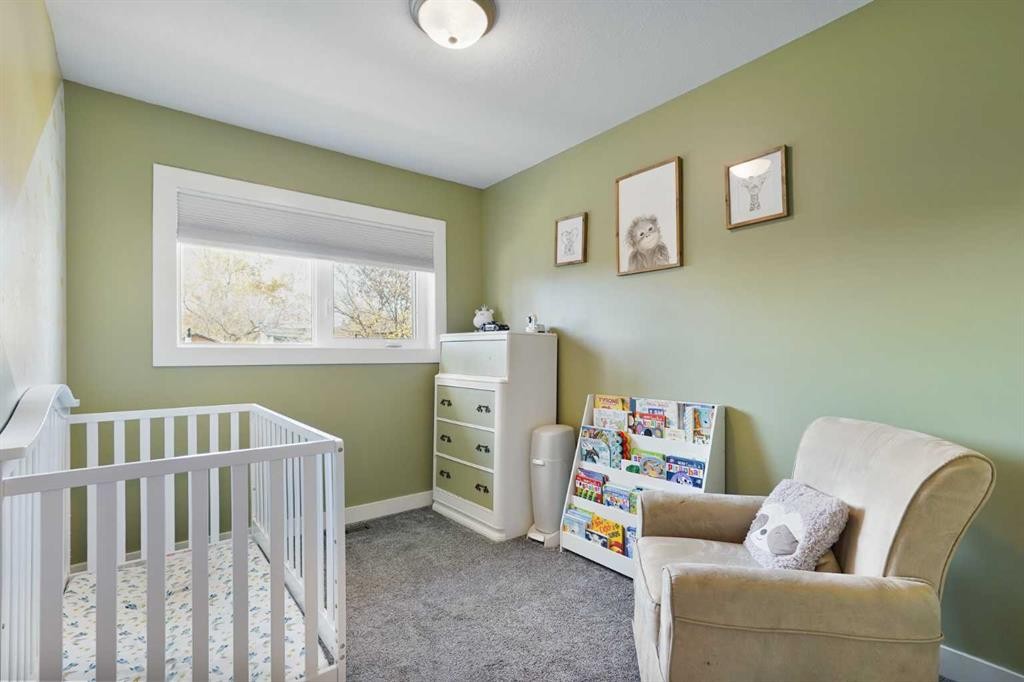 486N 100E, Raymond, AB - Indoor Photo Showing Bedroom