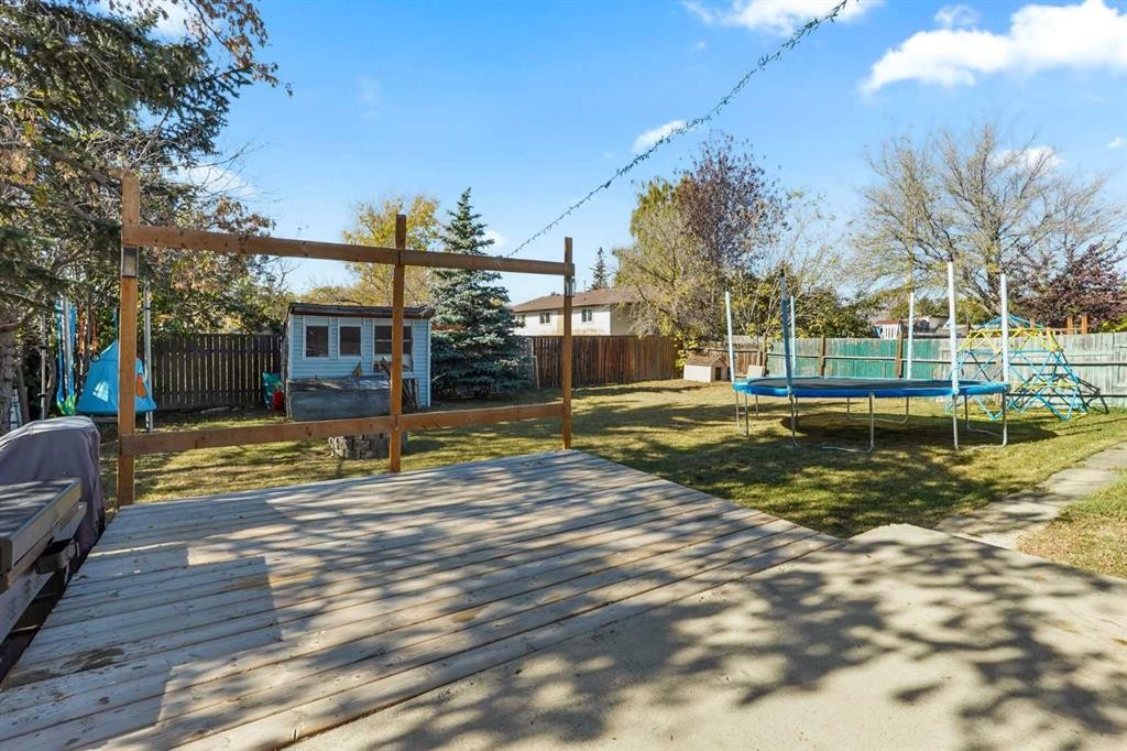 486N 100E, Raymond, AB - Outdoor