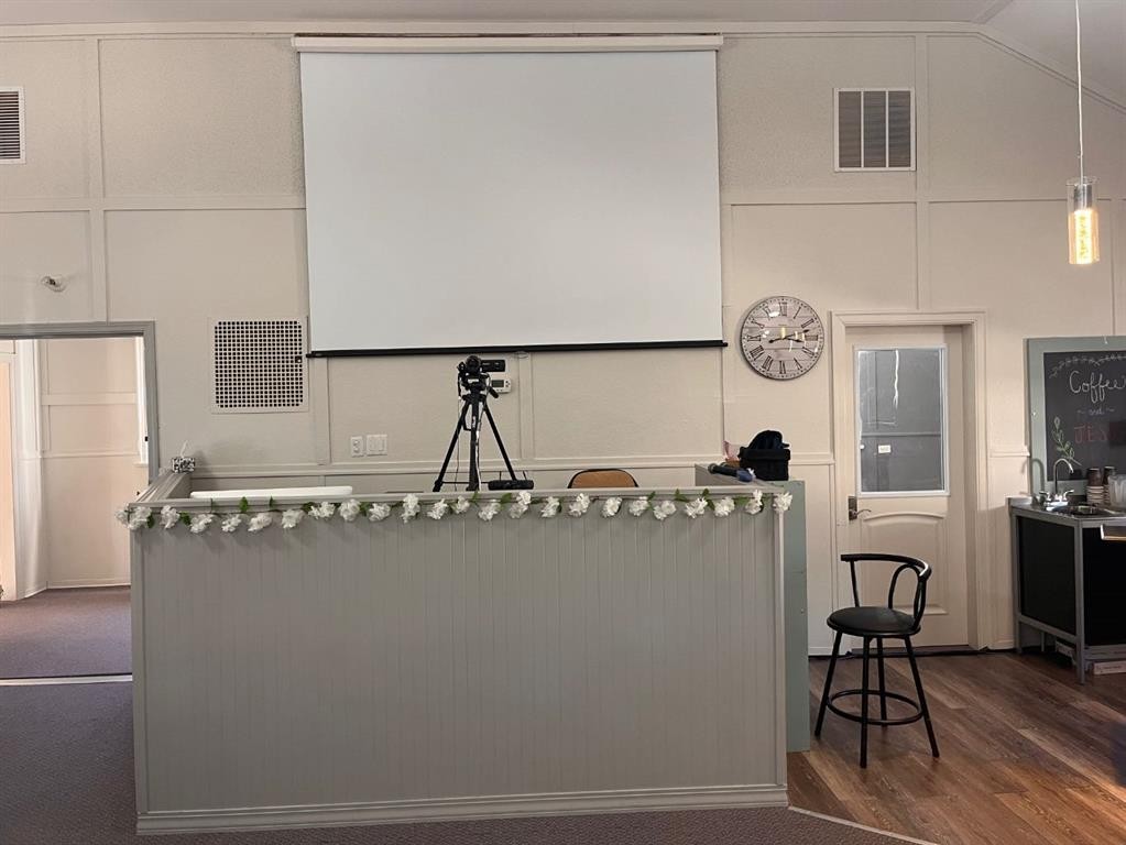 401 Main Street Nw, Milk River, AB