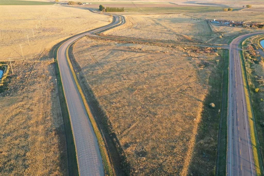 5.10 M/L Acres, Hays, AB