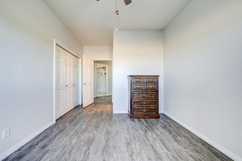 103-6 Skyline Crescent, Claresholm, AB - Indoor