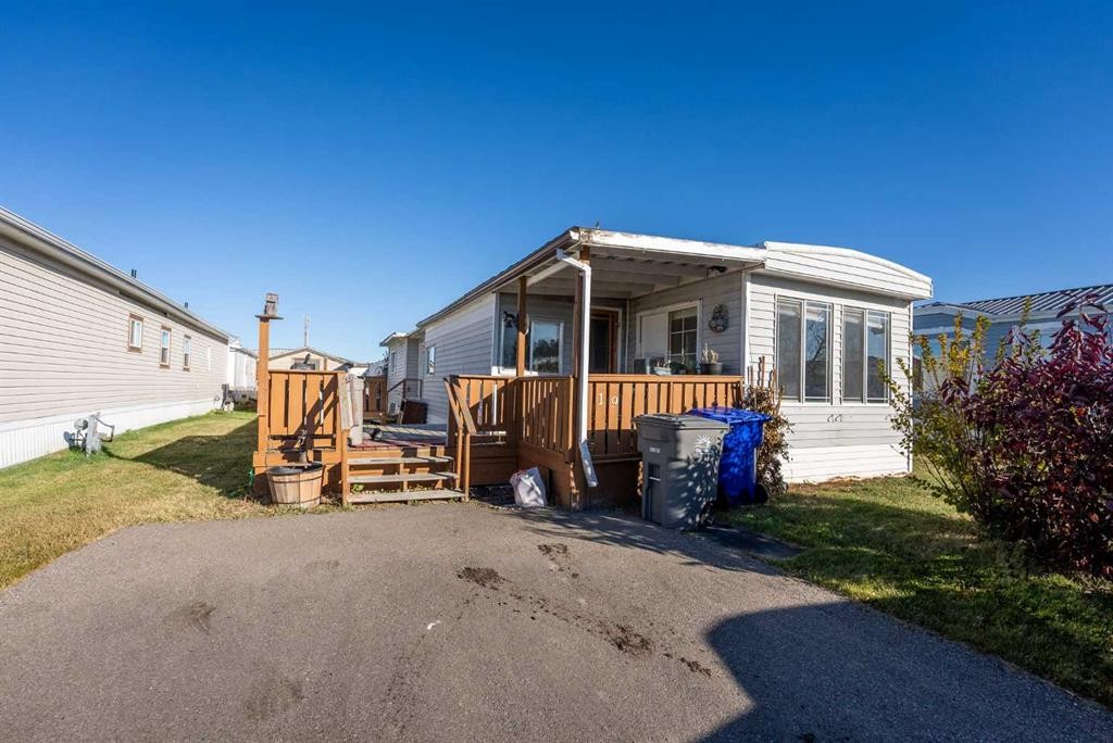 19-5853 4 Street, Claresholm, AB