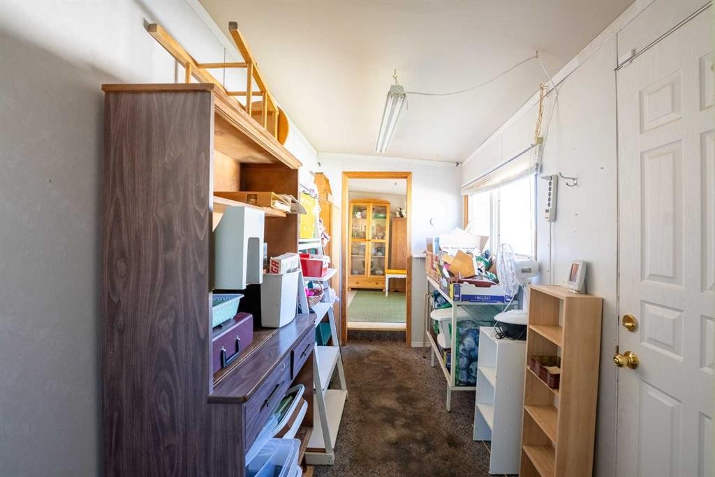 19-5853 4 Street, Claresholm, AB