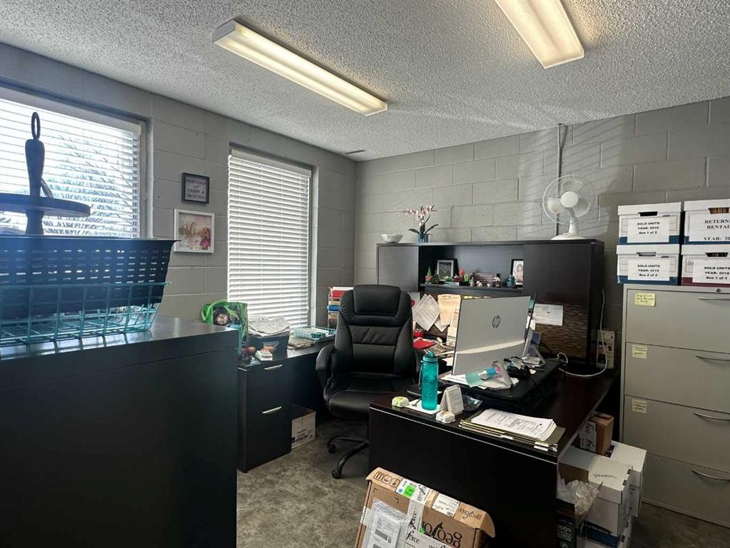 # 2-311 9 Street East, Brooks, AB