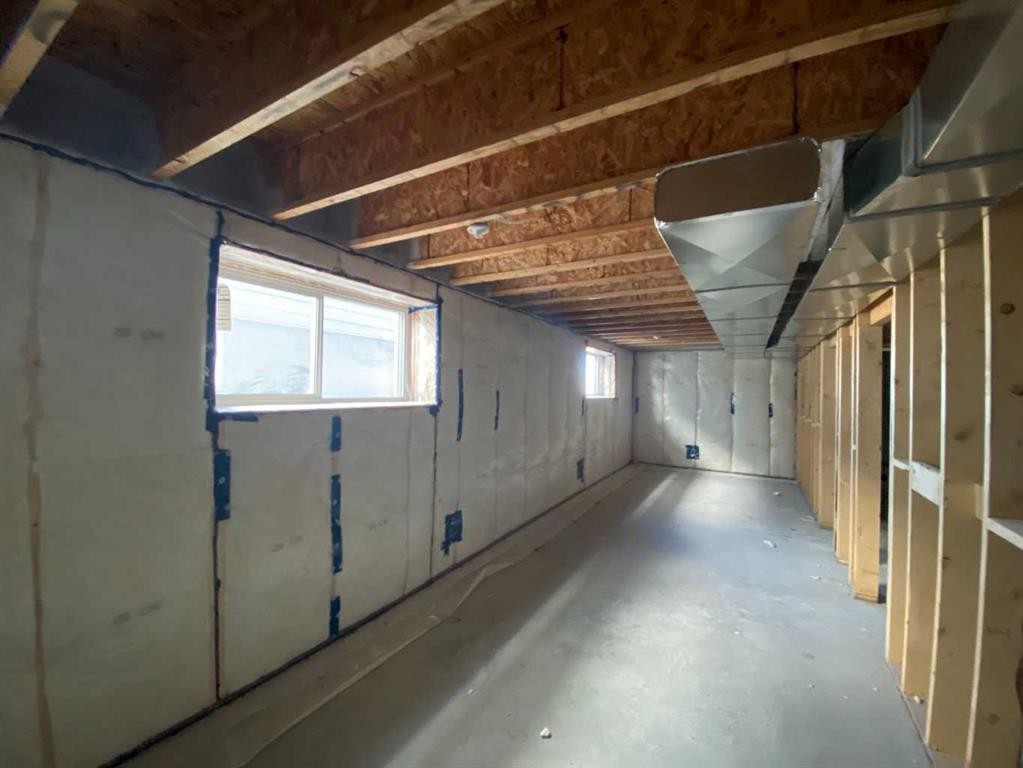 4221 57 Street, Taber, AB - Indoor Photo Showing Basement