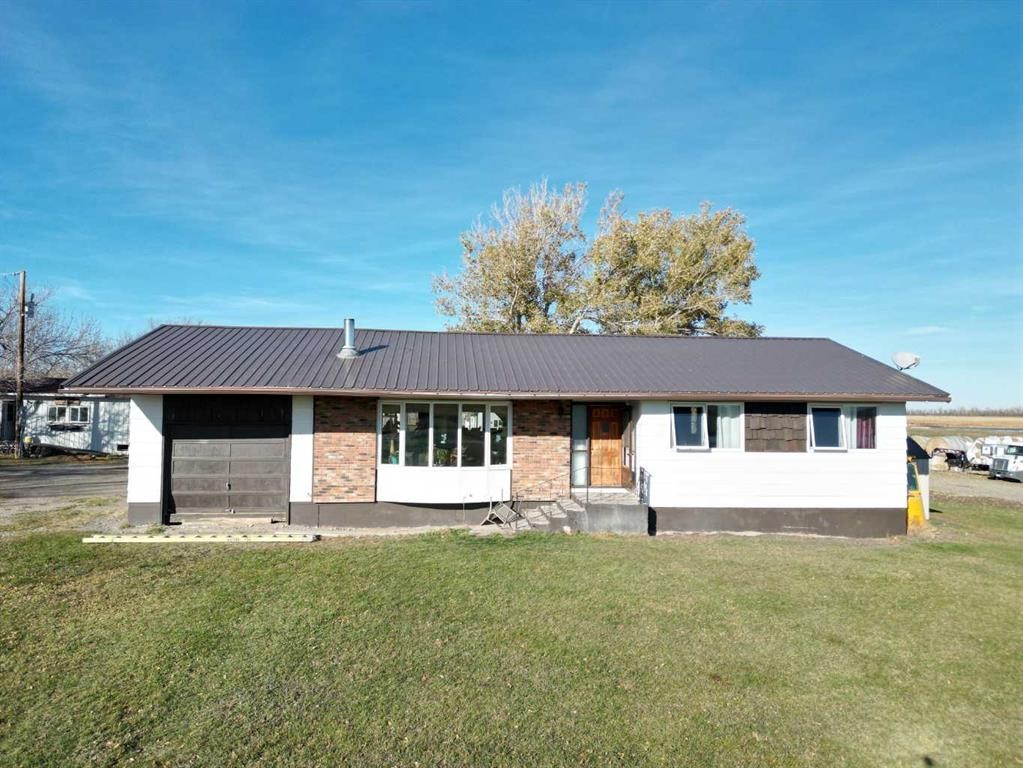 275083 Twp Rd 41, Hill Spring, AB - Outdoor