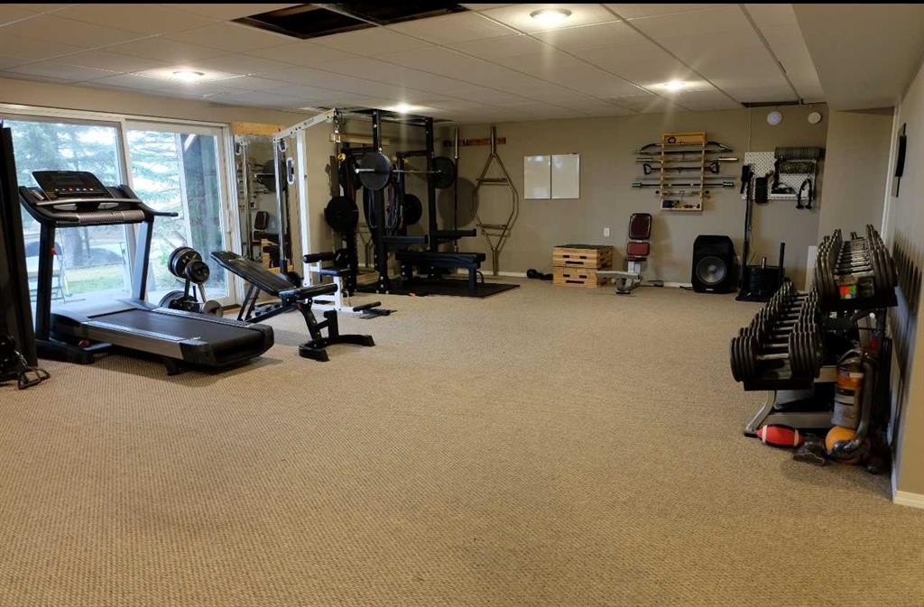 222041 Rge Rd 52, Magrath, AB - Indoor Photo Showing Gym Room