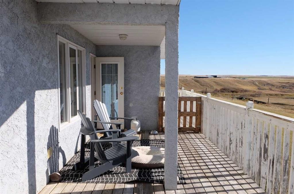 222041 Rge Rd 52, Magrath, AB - Outdoor With Deck Patio Veranda