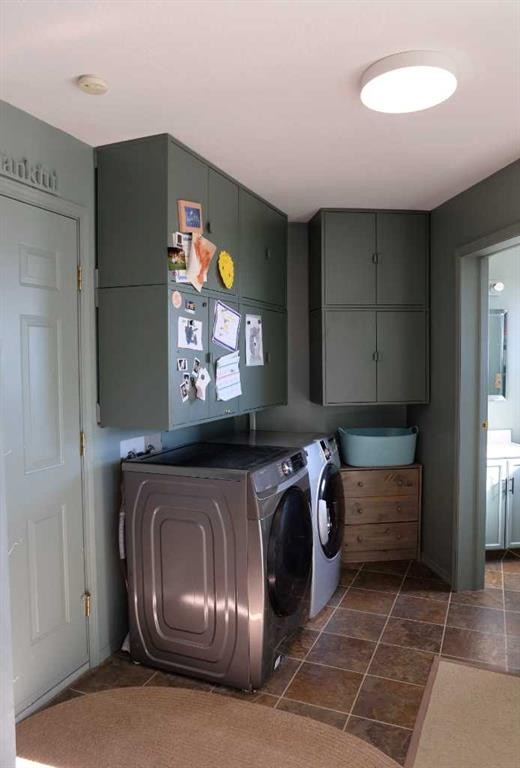 222041 Rge Rd 52, Magrath, AB - Indoor Photo Showing Laundry Room