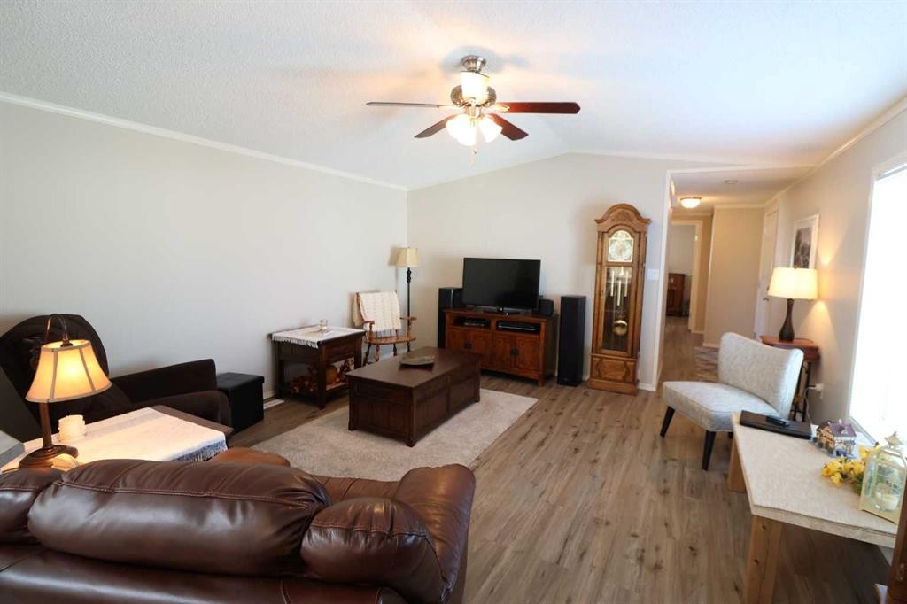 3002 33 Ave South, Lethbridge, AB