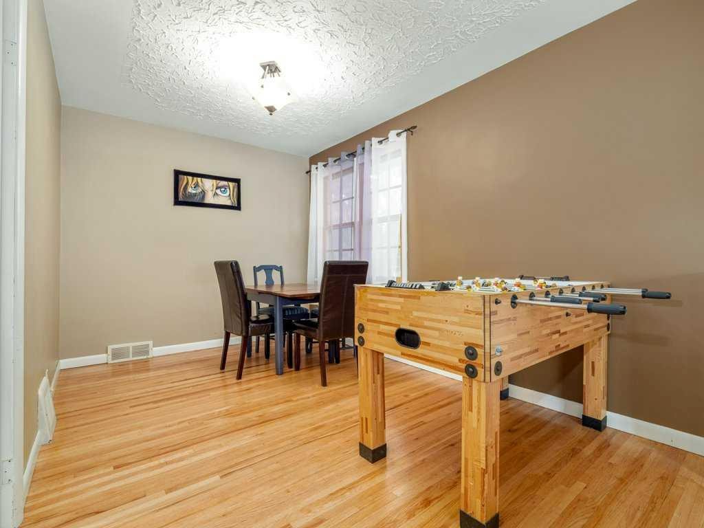 2704 3 Avenue South, Lethbridge, AB - Indoor