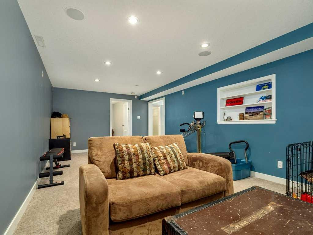 2704 3 Avenue South, Lethbridge, AB - Indoor