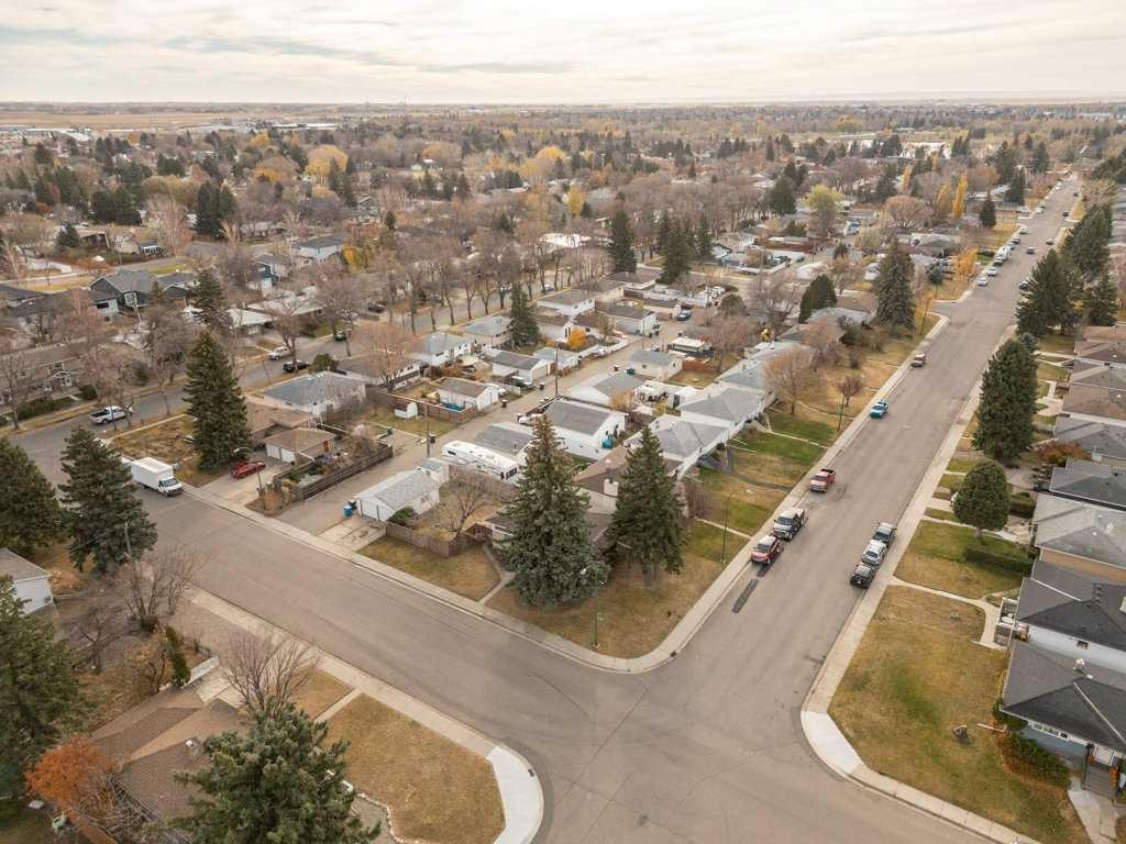 2704 3 Avenue South, Lethbridge, AB - Outdoor With View